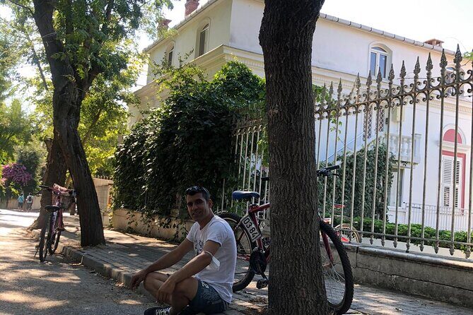 Istanbul: Princes Islands Tour with Heybeliada and Büyükada - Authentic Experiences and Practical Tips