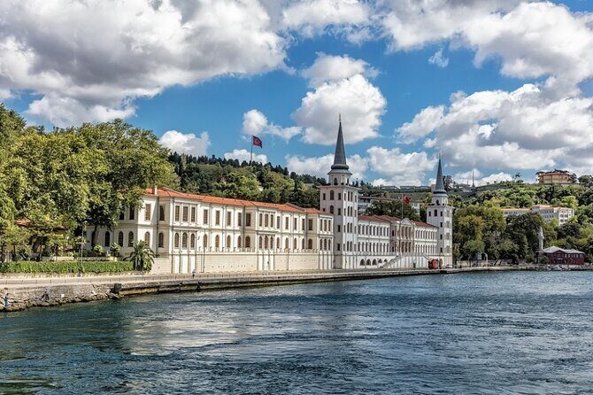 Istanbul Private Transfer from City Hotels to Cruise port - A Detailed Look at the Experience