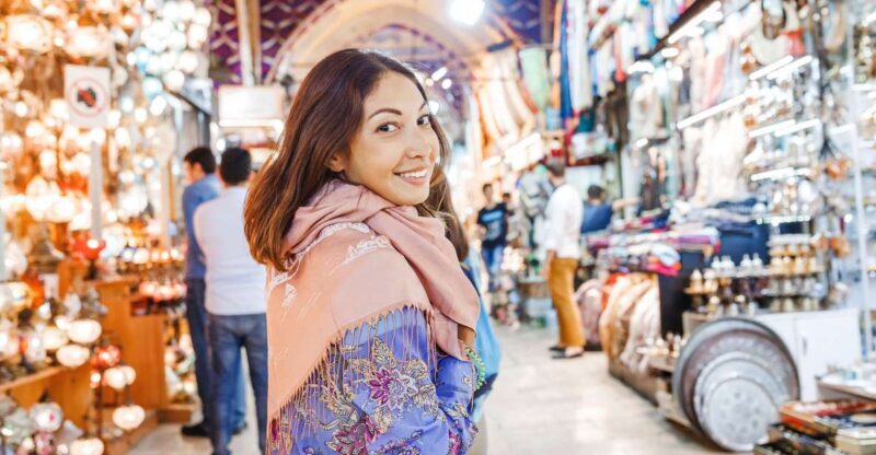 Istanbul: Professional photoshoot at Grand Bazaar - Frequently Asked Questions