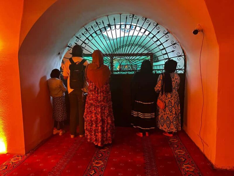 Istanbul Religious Sites Tour w Lunch Eyup Sultan & More - An In-Depth Look at the Istanbul Religious Sites Tour