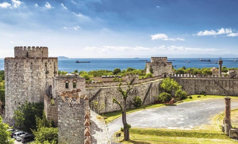 Istanbul Revealed: Historic Pathways and Bosphorus Serenity - Exploring the Historic Walls and Byzantine Gems