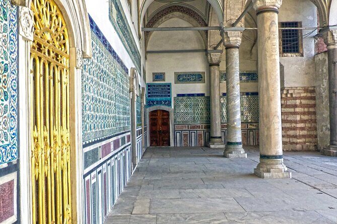 Istanbul: Topkapi Palace Guided Tour and Skip The Line - The Sum Up