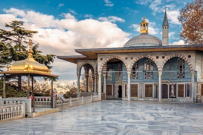 Istanbul: Topkapi Palace Guided Tour and Skip The Line - FAQs