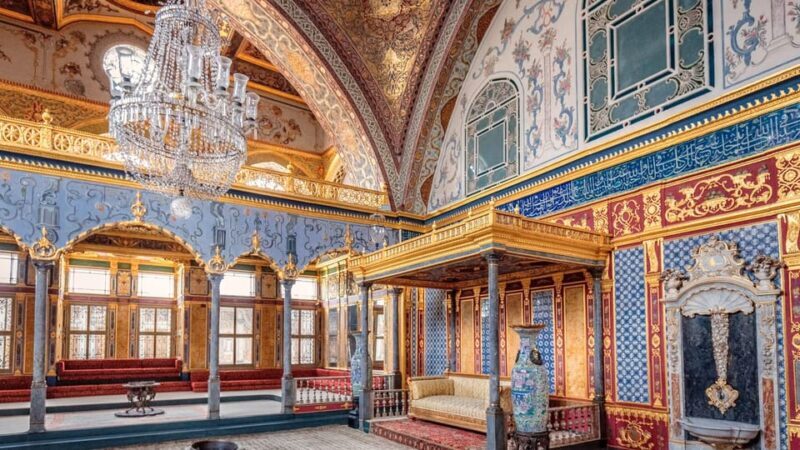 Istanbul: Topkapi Palace Guided Tour w/ Skip-the-Ticket-Line - Key Points
