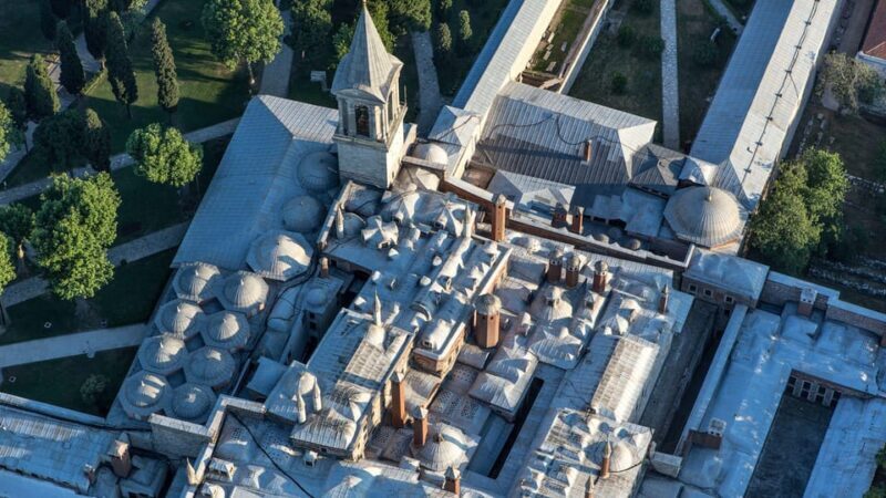 Istanbul: Topkapi Palace Guided Tour w/ Skip-the-Ticket-Line - Who Should Book This Tour?