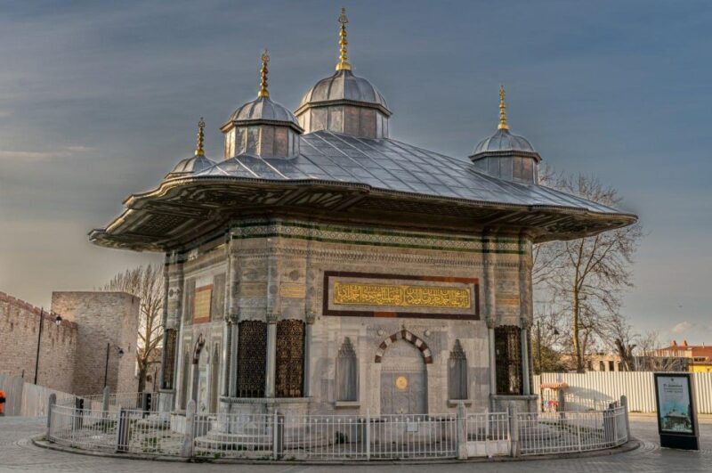 Istanbul: Topkapi Palace Skip-the-Line Ticket & Guided Tour - Frequently Asked Questions
