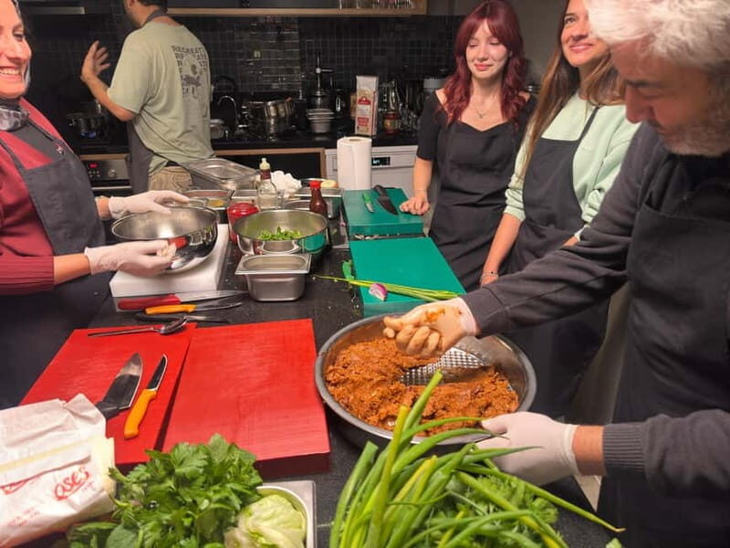 Istanbul: Turkish Cooking Class with a Professional Chef - Practical Details and Tips