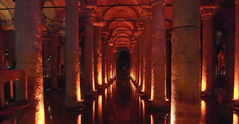 Istanbul Walking Tour: Discovering Old Town - Key Points