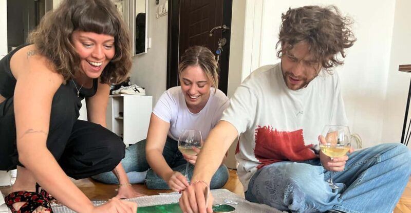 Istanbul: Wine and Paint Workshop with Turkish Fabrics - Key Points