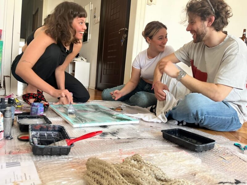 Istanbul: Wine and Paint Workshop with Turkish Fabrics - FAQs