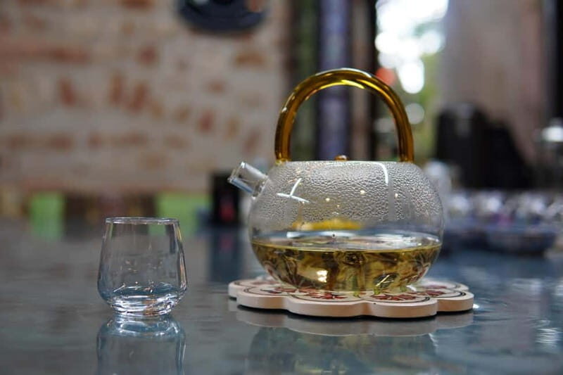 Istanbul: World Teas and Turkish Tea Brewing Workshop - Exploring the Workshop in Detail