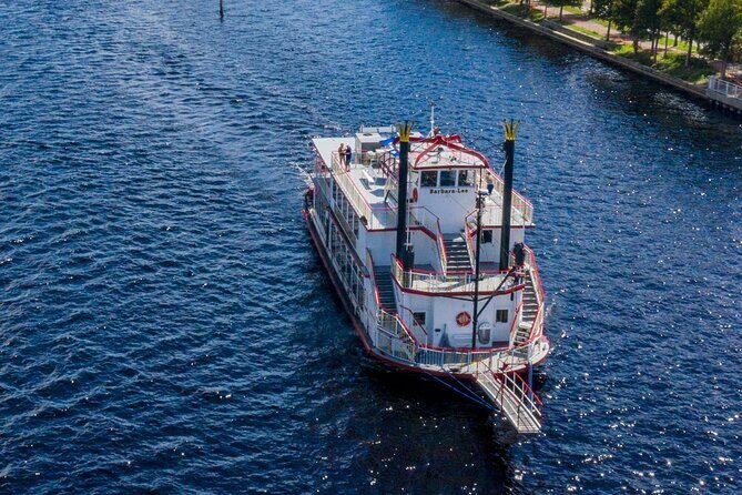 Italian Buffet Lunch Cruise Aboard the Barbara Lee Paddlewheeler - An In-depth Look at the Barbara Lee Lunch Cruise