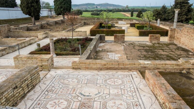 Itálica: 3-Hour City of Emperors Tour from Seville - Discover the Roman Heritage with the Itálica: 3-Hour City of Emperors Tour from Seville