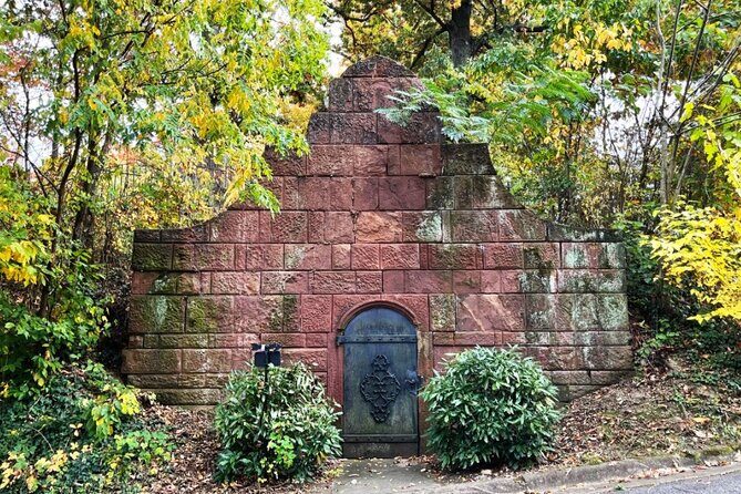 Ivy Hill Cemetery Tour Victorian Elegance and Notable Lives - Stories of Notable Alexandrians