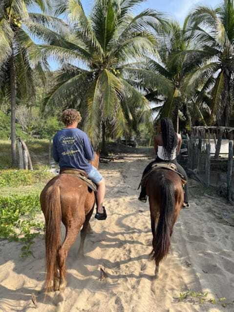Ixtapa-Zihuatanejo: Horseback Riding Tour - FAQ