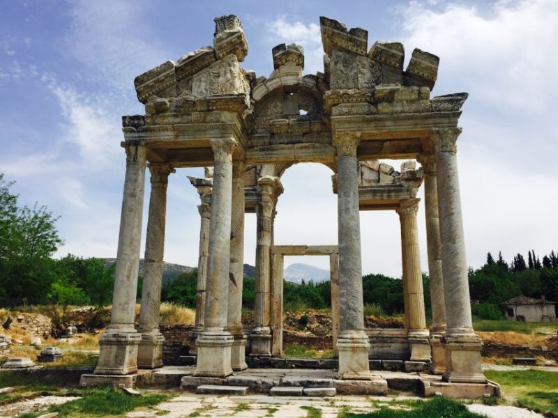 Izmir: Ephesus, House of Mary Tour w/Entry Tickets & Lunch - A Deep Dive into the Tour Experience