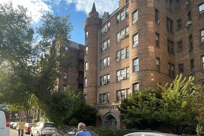 Jackson Heights Food Tour: Global Street Eats with a Queens Local - The Sum Up