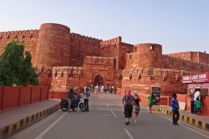 Jaipur Agra Day Tour Explore Taj Mahal,Agra Fort & Fatehpur Sikri - Agra Fort: The Red Fortress