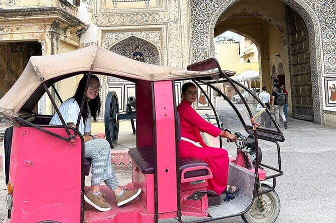 Jaipur City Tour by Women-Driven E-Rickshaw - A Detailed Breakdown of the Itinerary