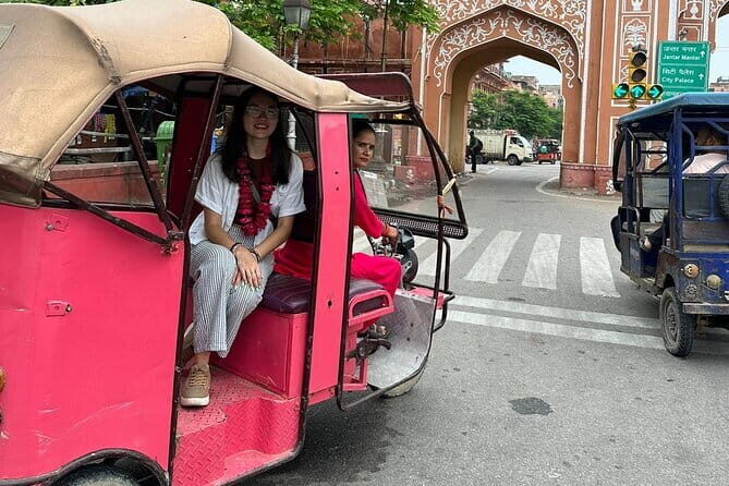 Jaipur City Tour by Women-Driven E-Rickshaw - Authentic Experiences Reported by Travelers
