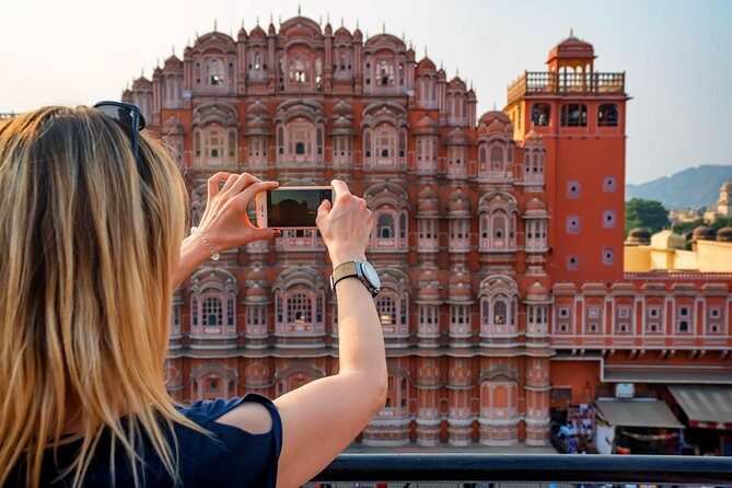 Jaipur City Tour from Delhi by Car or Rail: All Inclusive Package - FAQs