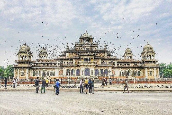 Jaipur Darshan by Car - Introduction: Why choose the Jaipur Darshan by Car?