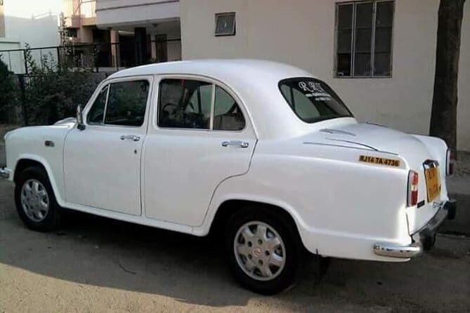 Jaipur sightseeing by private car with guide - Transportation and Timing