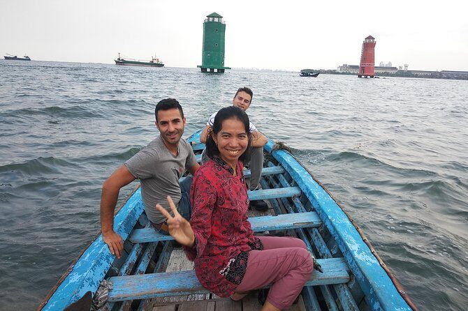 Jakarta Private City Tour with Obama School visit - Authentic Local Experiences and Highlights
