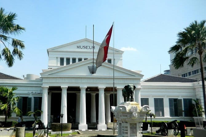 Jakarta Tour 2 Day 1 Night - Key Points