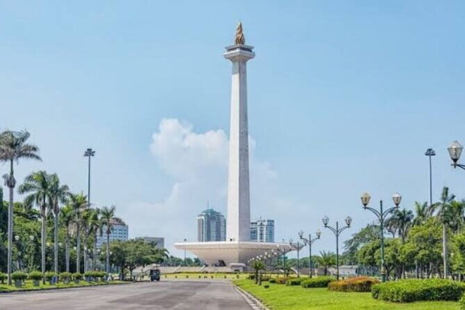 Jakarta Walking Tour with Public Transportation Visiting Sites - The Sum Up