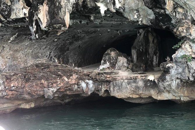 James Bond Island, Panak & Hong Island Trip + 1 Canoeing By Big Boat From Phuket - FAQ