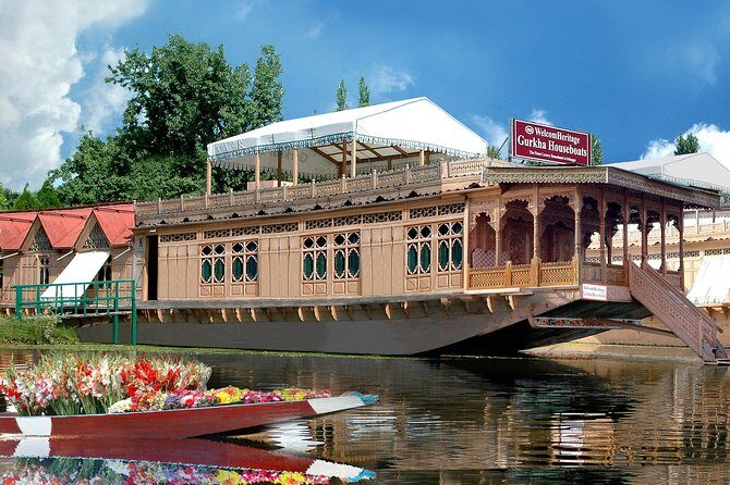 Jammu & Kashmir Valley Tour - An In-Depth Look at the Jammu & Kashmir Valley Tour