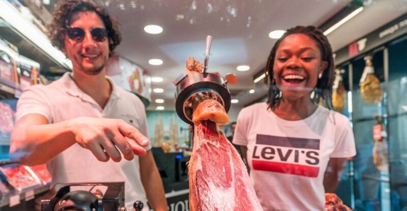 Jamón Iberico Tasting Experience with Cava Sagrada Familia - Key Points