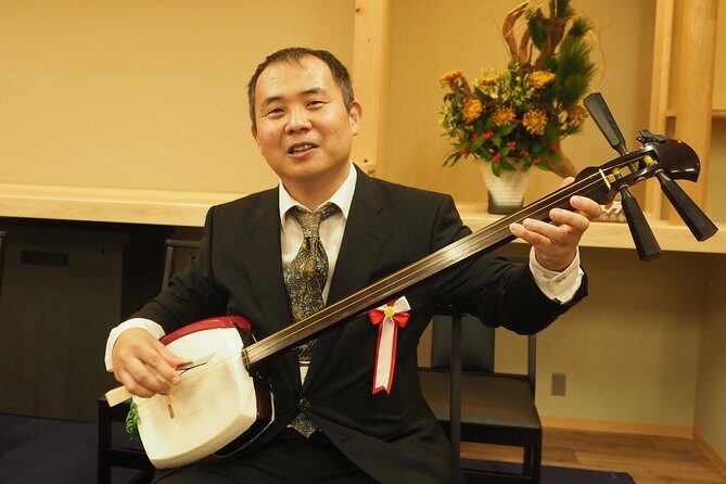 Japanaese tradtional Tsugaru Shamisen music lesson in Tokyo - A Deep Dive into the Shamisen Experience in Tokyo
