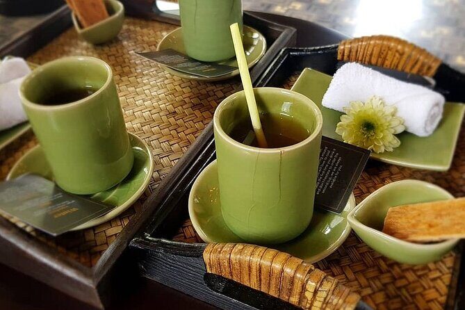 Japanese Style Happy Spa-- - The Treatment: A Perfect Blend of Tradition and Tranquility