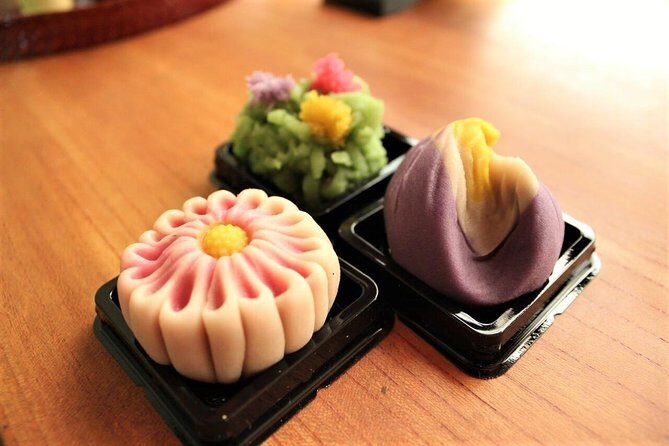 Japanese Sweets Making with a Skilled Artisan - Key Points
