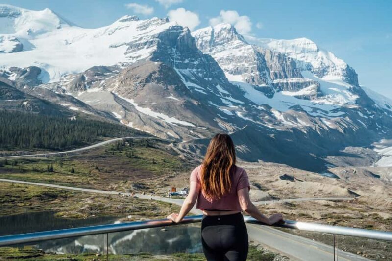 Jasper: Columbia Icefield Tour Skywalk, Glacier and Lakes - The Heart of the Tour: Columbia Icefield and Skywalk