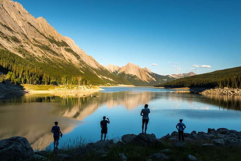 Jasper: Maligne Valley Wildlife & Spirit Island Cruise - Who Should Consider This Tour?