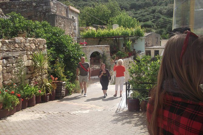 Jeep Safari 4x4 Crete real off road mountain tracks with Lunch from Hersonissos - The Sum Up: Is This Tour Right for You?