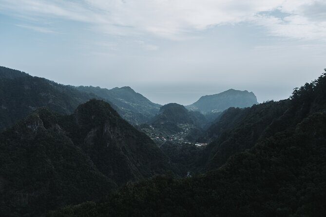 Jeep Tour to East ( Pico Arieiro, Santana, Faial, Caniçal) - FAQs