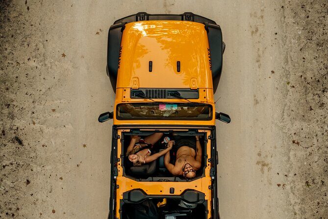 Jeep Wrangler Convertible Rental - Key Points