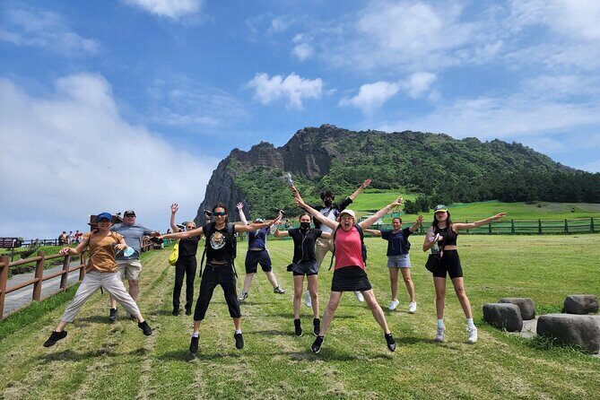 Jeju Premium Small Group UNESCO Day Tour - East Course - Woljeongri Beach: A Refreshing Start