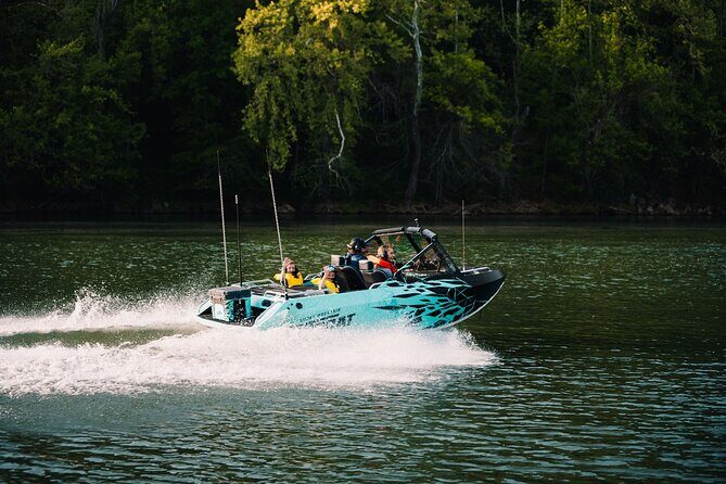 Jet Boat Adventure in the Smoky Moutains Island Pointe Tour - Key Points