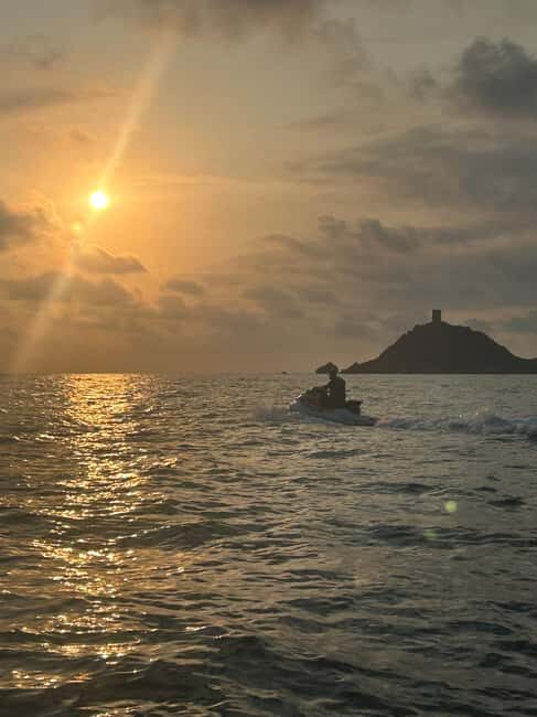 Jet ski sunset on the Ajaccio golf course - A Close Look at the Experience