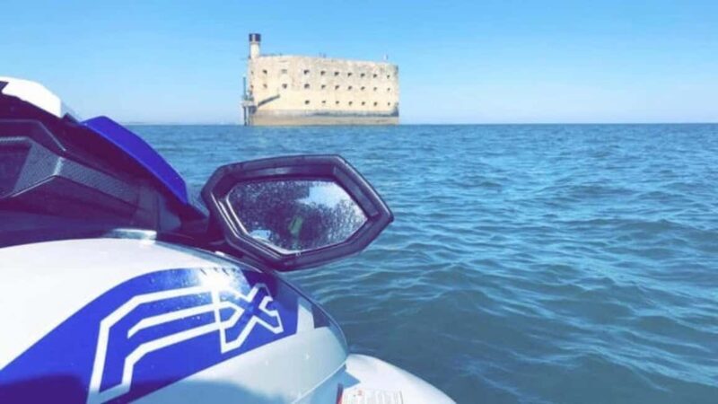 Jet-ski Tour 1 hour île de Ré - The Sum Up