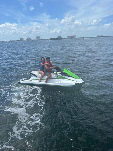 Jet Skis in Miami - Exploring the Experience: What You Can Expect