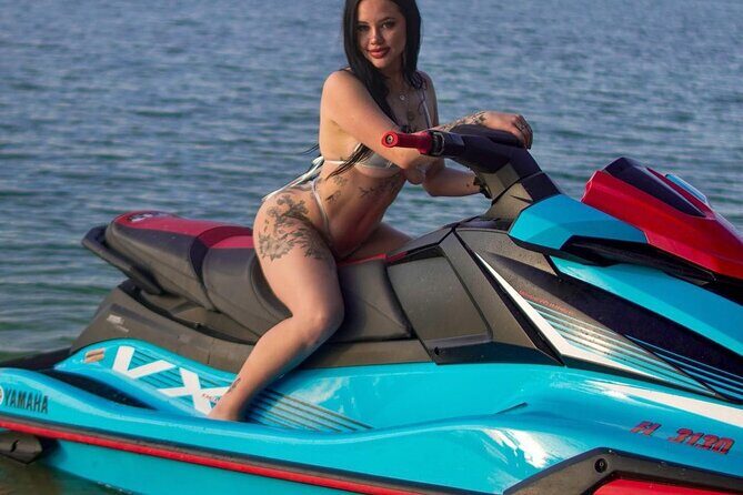 Jetski Ride While Exploring Miami Islands - An In-Depth Look at the Miami Jetski Experience