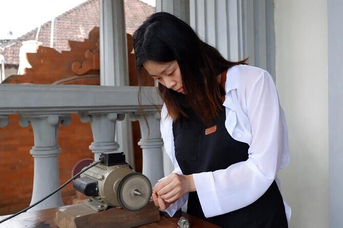 Jewelery Making Class with Own Design - Transport and Logistics
