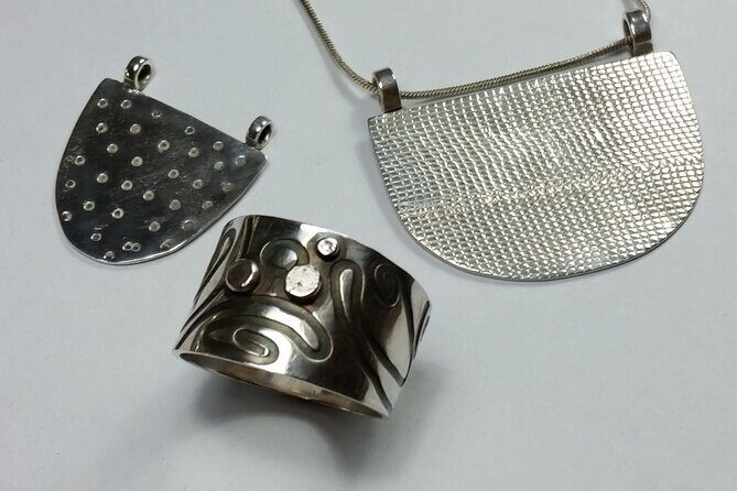 Jewellery Workshop in Albufeira - A Closer Look at the Jewelry Workshop Experience