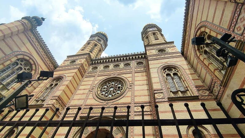 Jewish Budapest (German-language city tour) - Pricing and Value